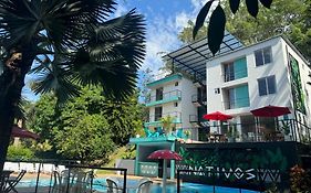 Hotel Nativos